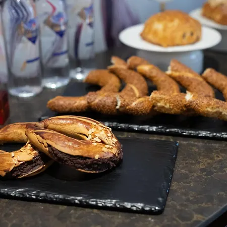 فندق Ess