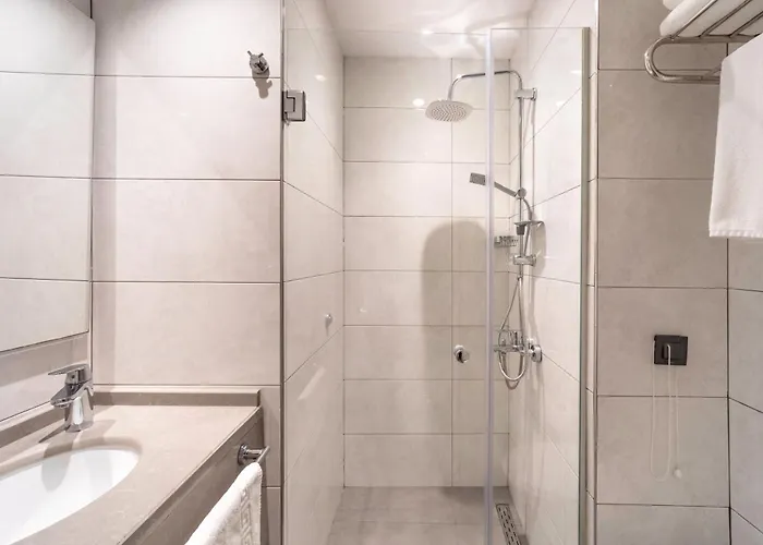 Ξενοδοχείο Ess *