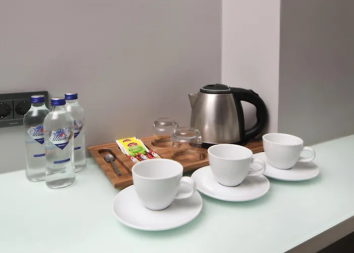 Ess Ξενοδοχείο *