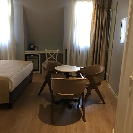Ess Hotel