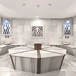 Hotel Ess *