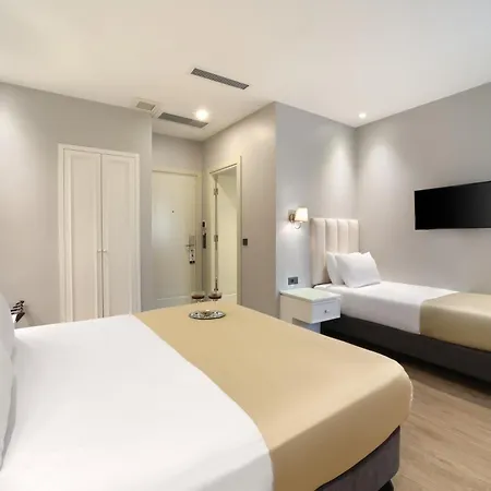 Ess * イスタンブール